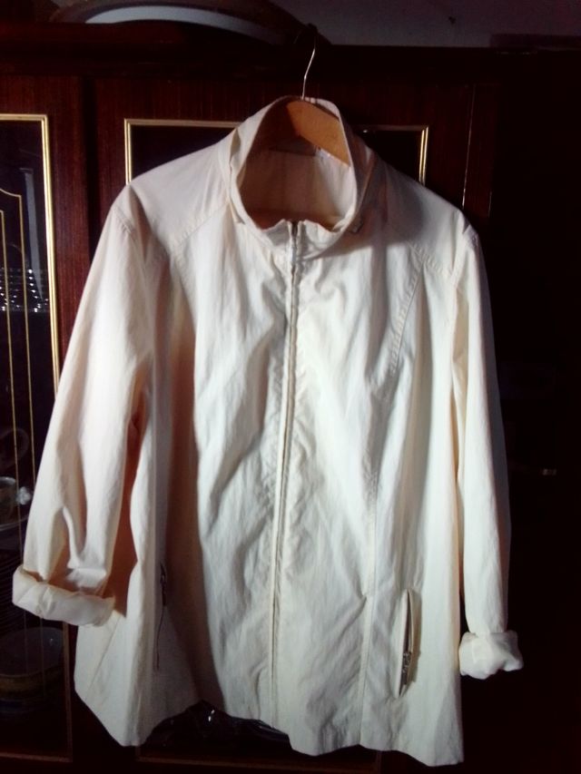 Giacchetto beige donna