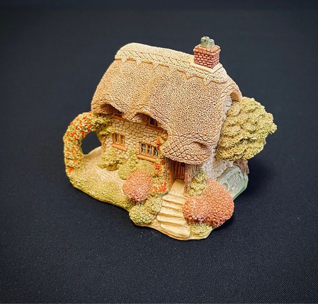 “Wight cottage” Lilliput Lane