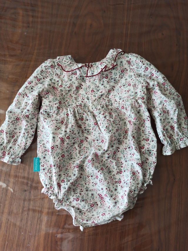 Pelele bebé flores Burdeos 9-12 meses