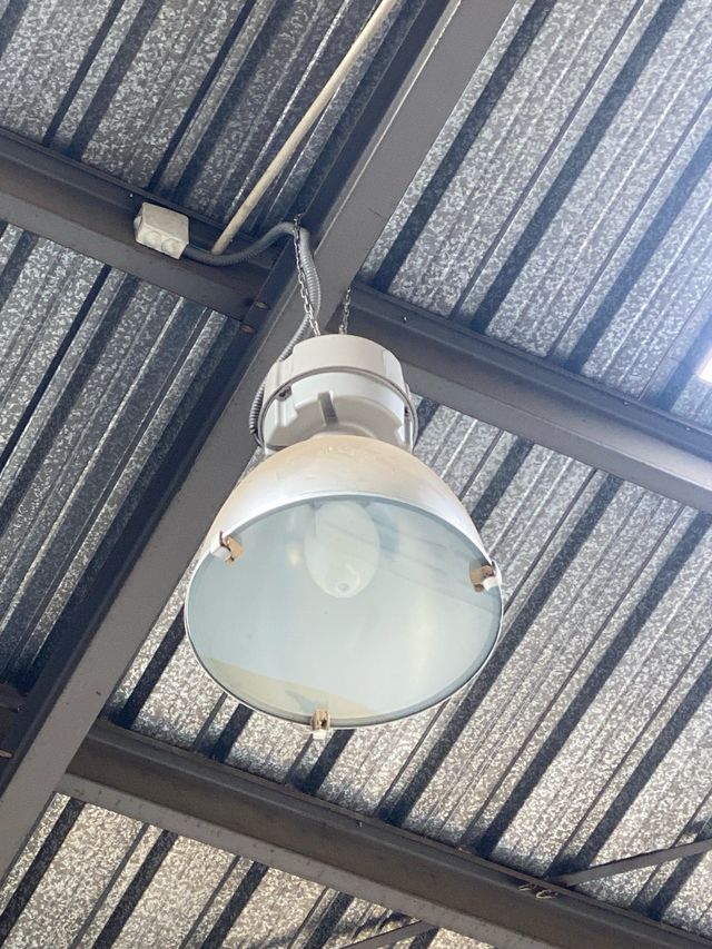 Focos nave industrial