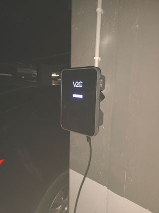 Instalador cargador de coche eléctrico 