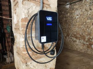 Instalador cargador de coche eléctrico 