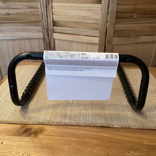 Soporte pared para dos bicicletas.