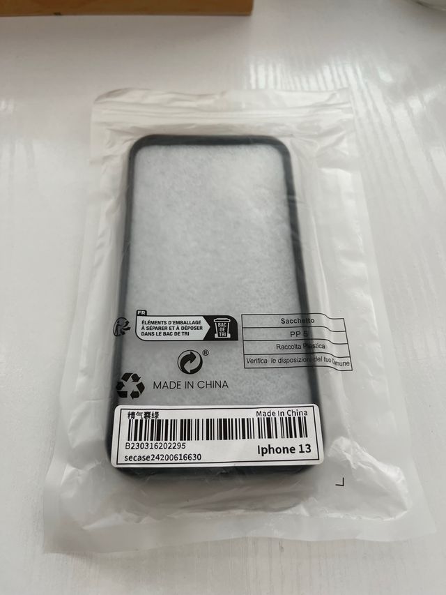 Funda de madera para Iphone 13