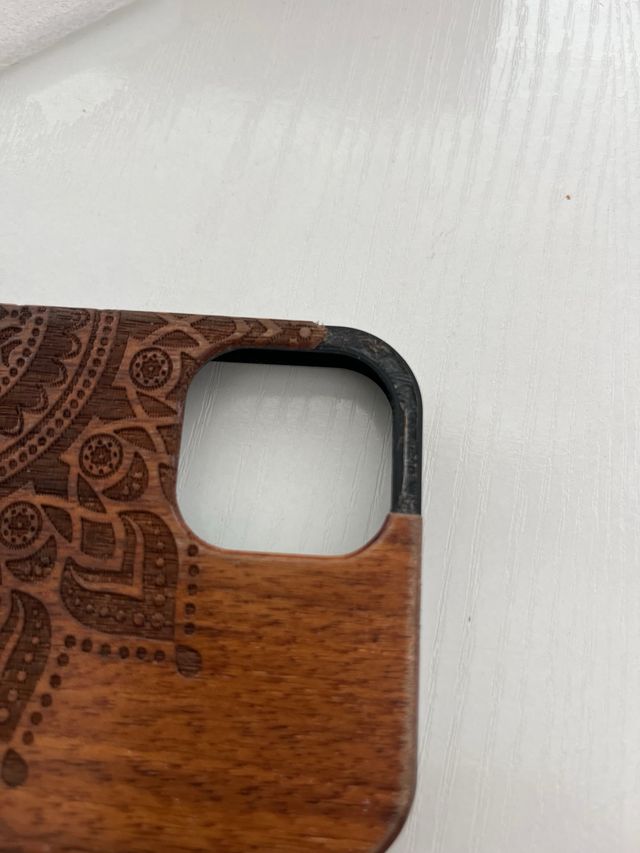 Funda de madera para Iphone 13