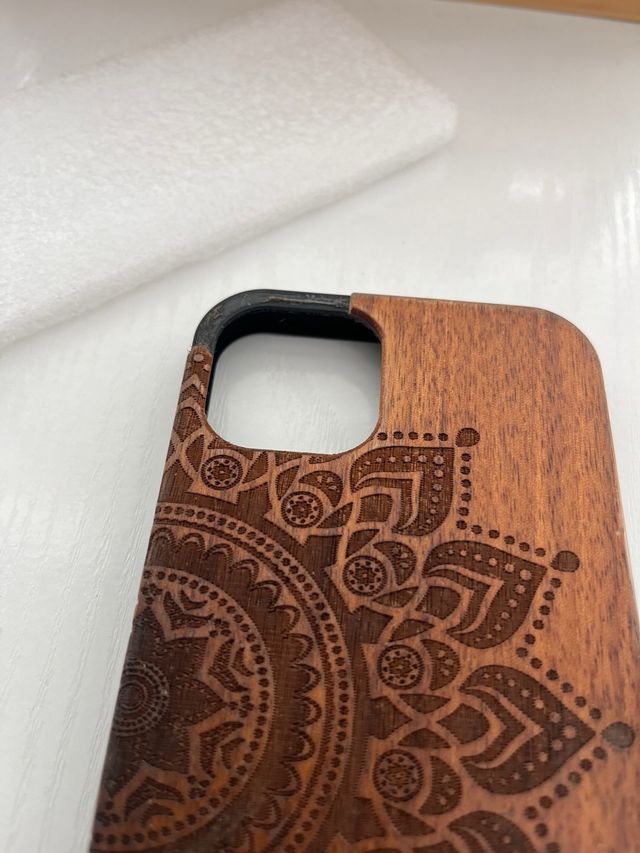 Funda de madera para Iphone 13