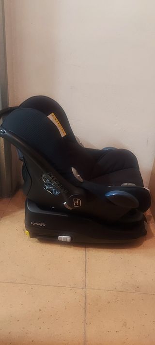 MAXI COSII CABRIOFIX + BASE