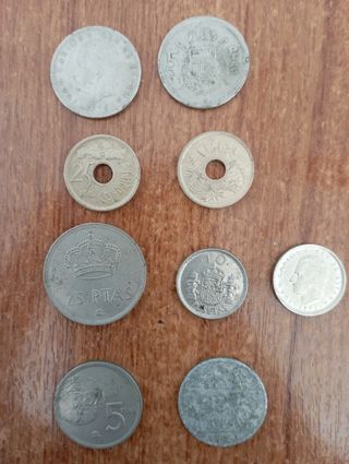 Lote mondeas pesetas.
