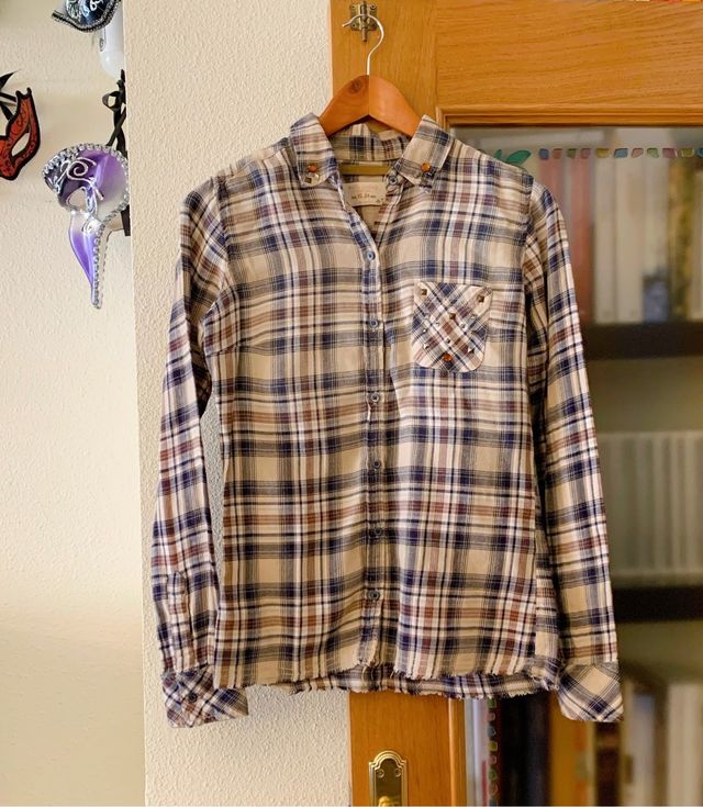 Ideal camisa cuadros tachas cuello y bolsillo 