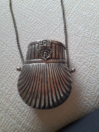 A ESTRENAR bolso joya,  para ceremonias.