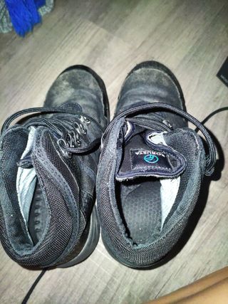 Botas