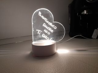 Lavagna a led luminosa riscrivibile