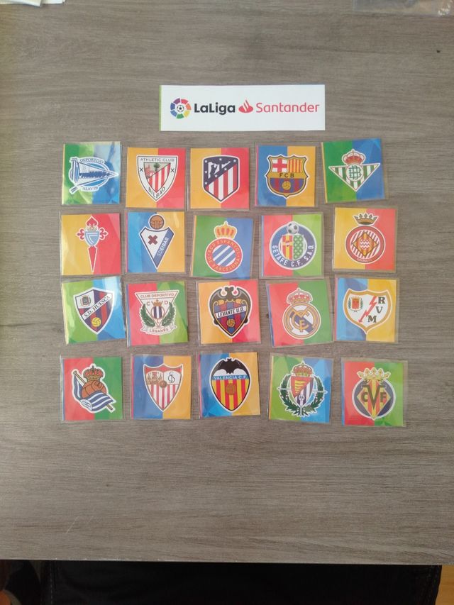 PEGATINAS LIGA 2018/19 DE PANINI