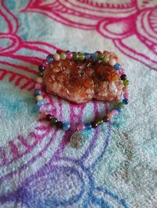 Pulsera piedras colores