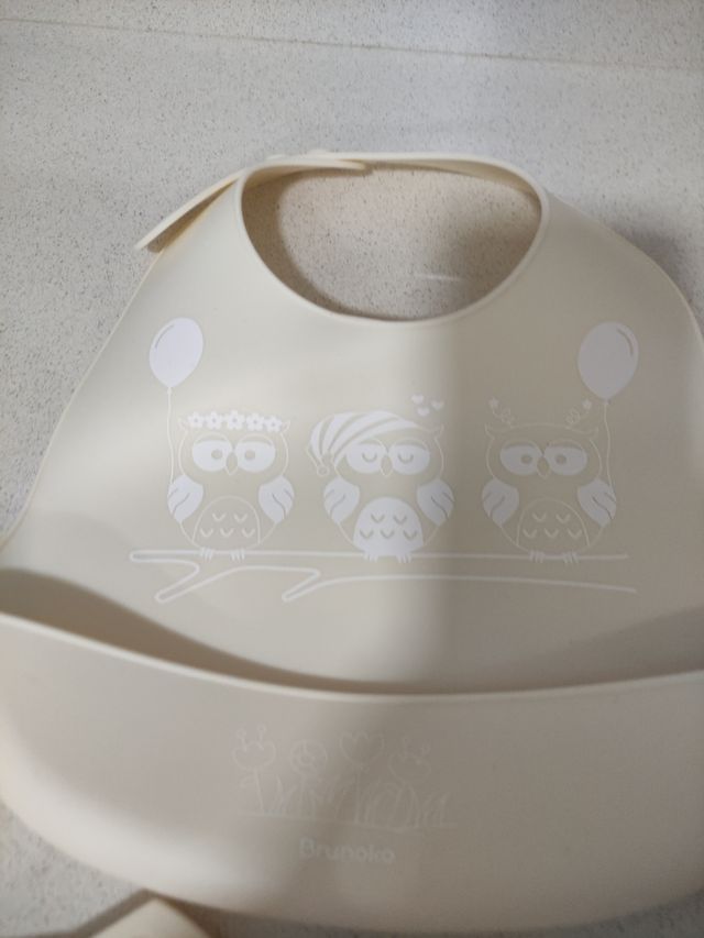 Baberos y plato bebé 🚼🍼