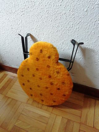 Taburete /banco pequeño