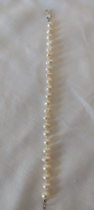 Pulsera de perlas. N114
