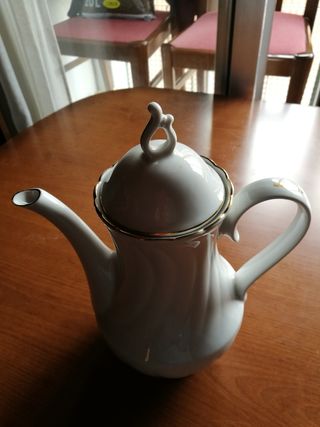 Tetera de porcelana