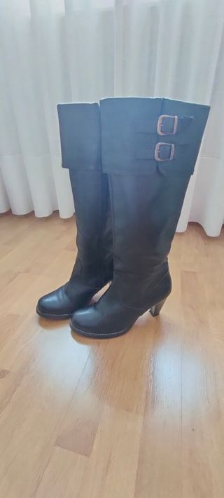 Botas altas piel