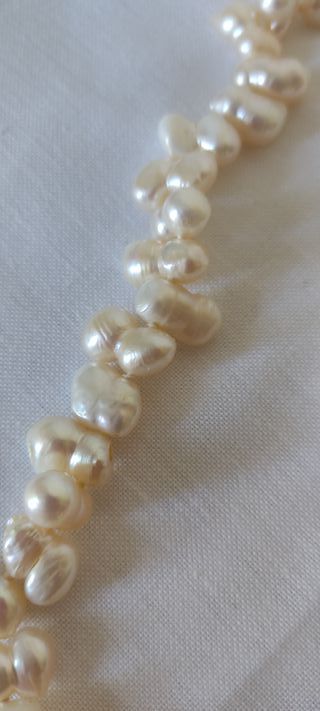 Collar de perlas dobles. N117