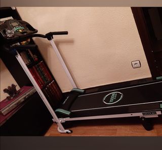 Cinta de andar y correr.. cecotec 1000 vatios