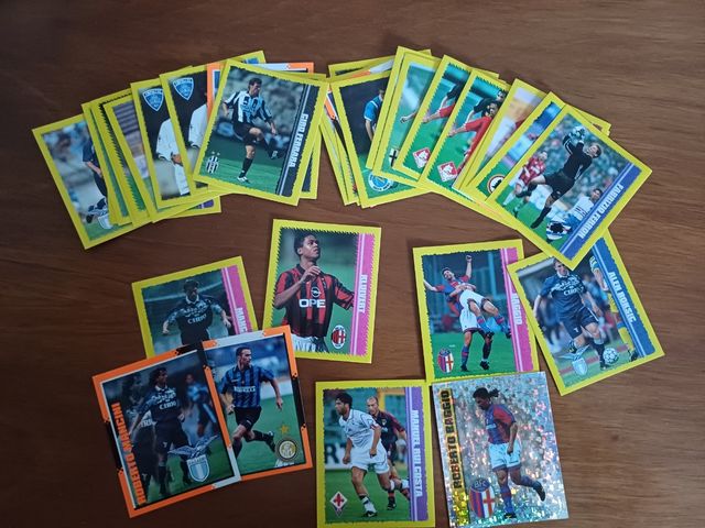 Lotto 34 figurine merlin kick off 98