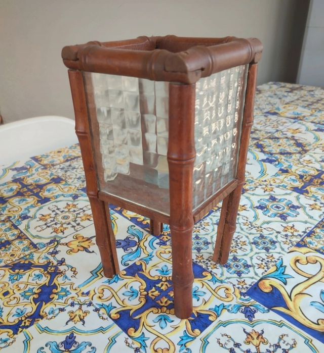 Portacandela etnico in legno e vetro