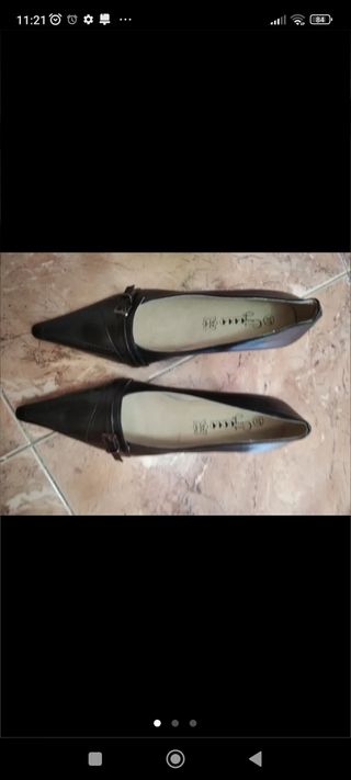 Zapatos número 37 negro 