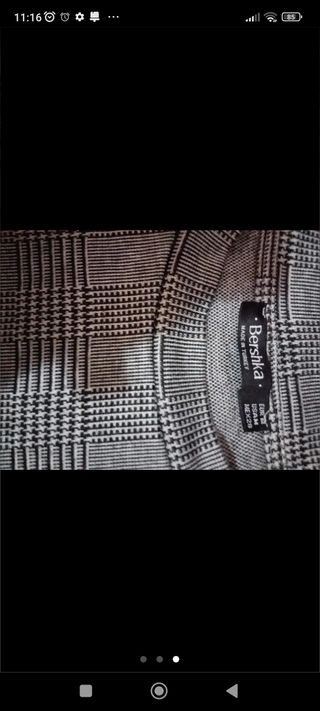 jersey talla M Bershka gris cuadritos