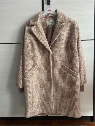 Abrigo marron de Stradivarius
