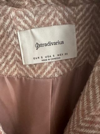 Abrigo marron de Stradivarius