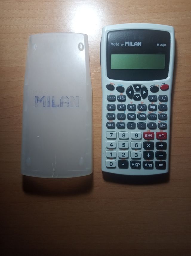 Calculadora Milán M240 Blanca