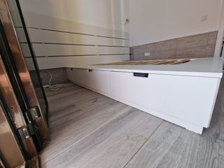 Estructura de cama + cajones. Se regala cabecero