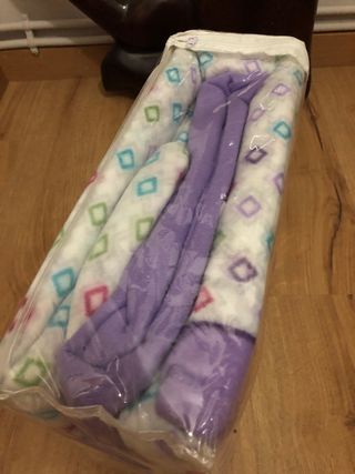 Juegp de sábanas térmicas de 135 cm.
