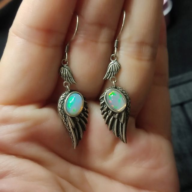 pendientes de ópalo