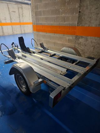 Alquiler remolque moto