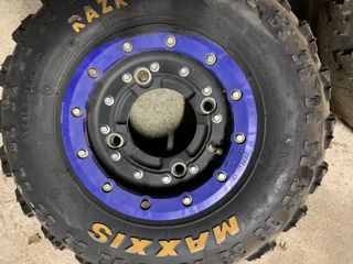 Llantas hiper carbon CF1 delanteras Yamaha