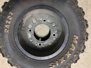 Llantas hiper carbon CF1 delanteras Yamaha