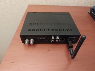 RECEPTOR SATELITE ENGEL RS8100Y CON WIFI