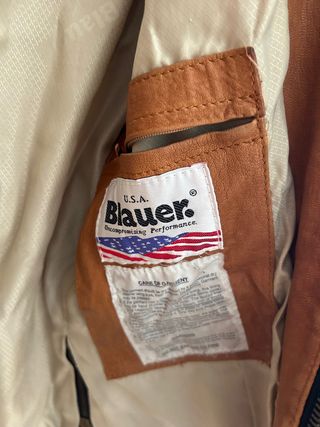 “BLAUER” PIEL MUJER