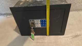 Caja fuerte de seguridad empotrada BTV Ancor E25