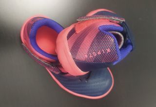 Botas futbol Multitacos talla 25 (4 años)