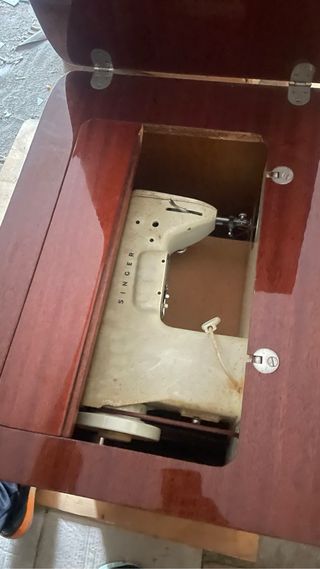 Maquina coser SINGER semiautomatica