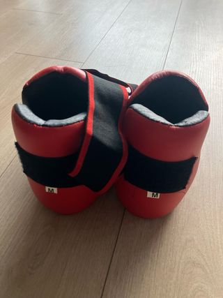 Guantes y protección pies kick-boxing