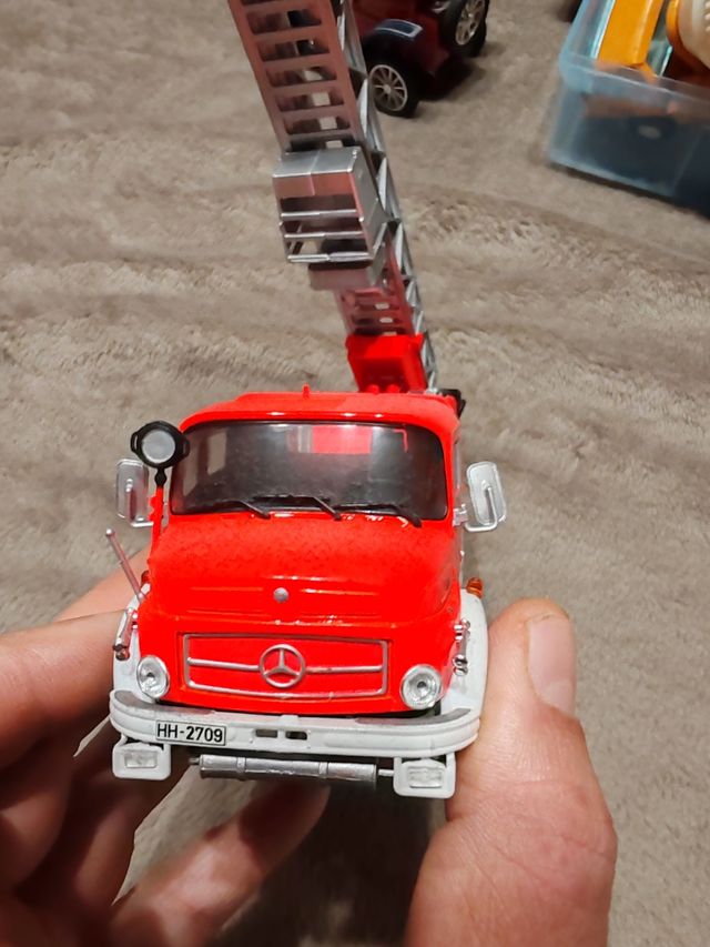 Camión de bomberos 1/43