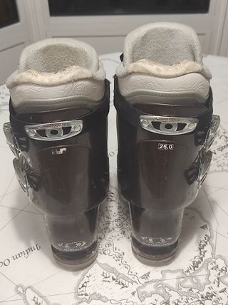 Botas esquí talla 25 equivalen a un 39