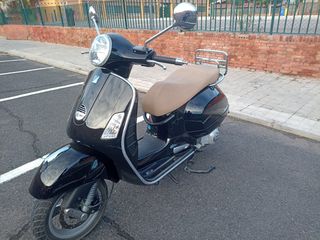 Vespa GTS 250 ie