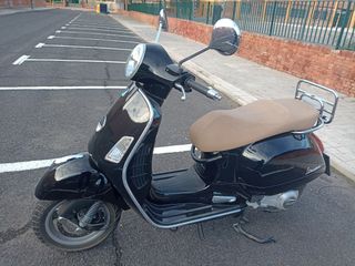 Vespa GTS 250 ie