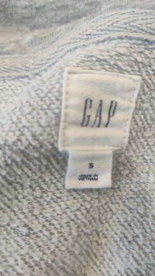 Sudadera Gap. Talla S.  Muy original