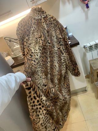 Abrigo de piel, print Leopardo, Pantera